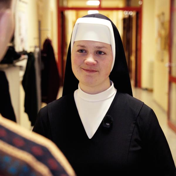 Schwester Anne