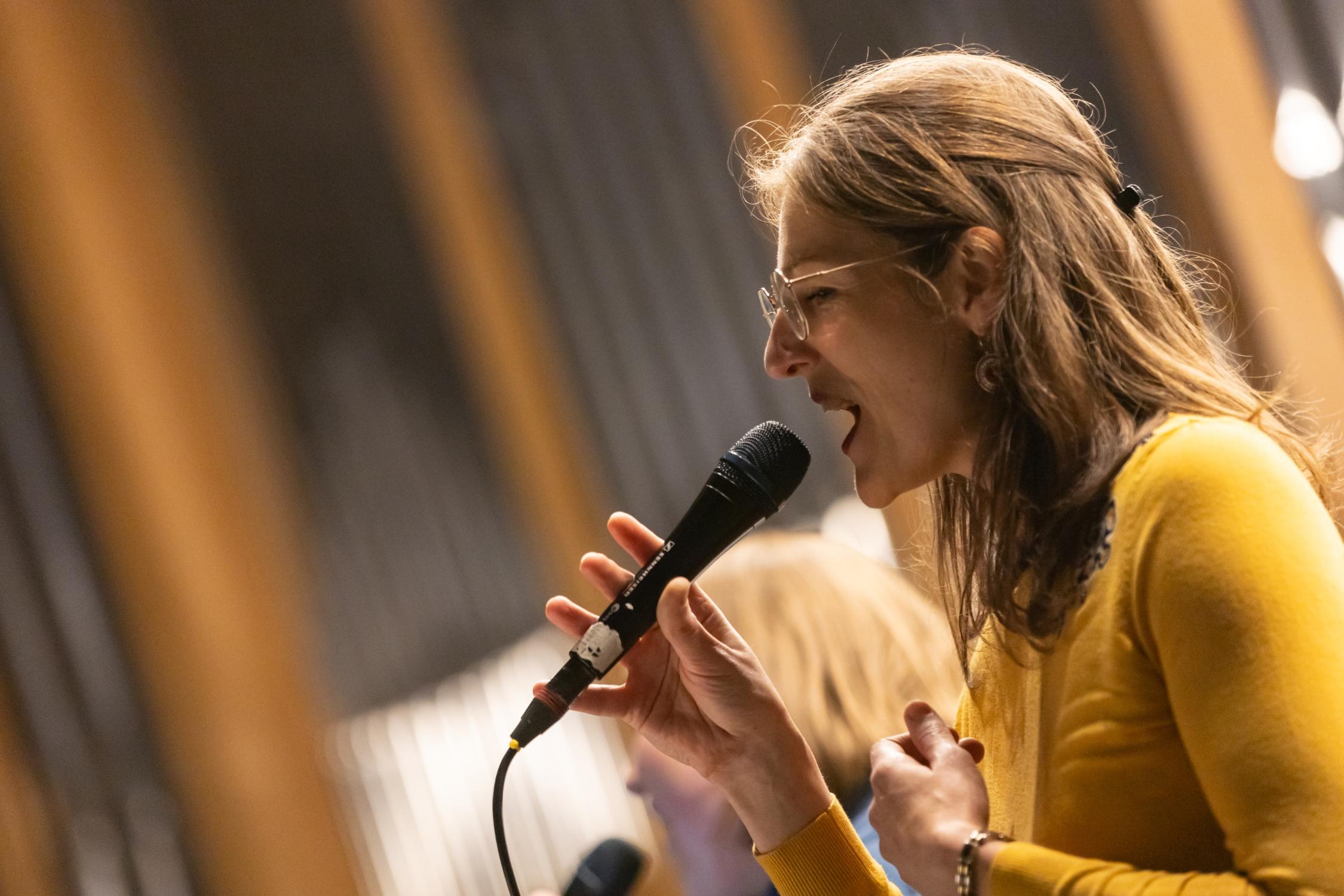Beate Stadtländer, Sängerin in der Bistumsband Sinnergie